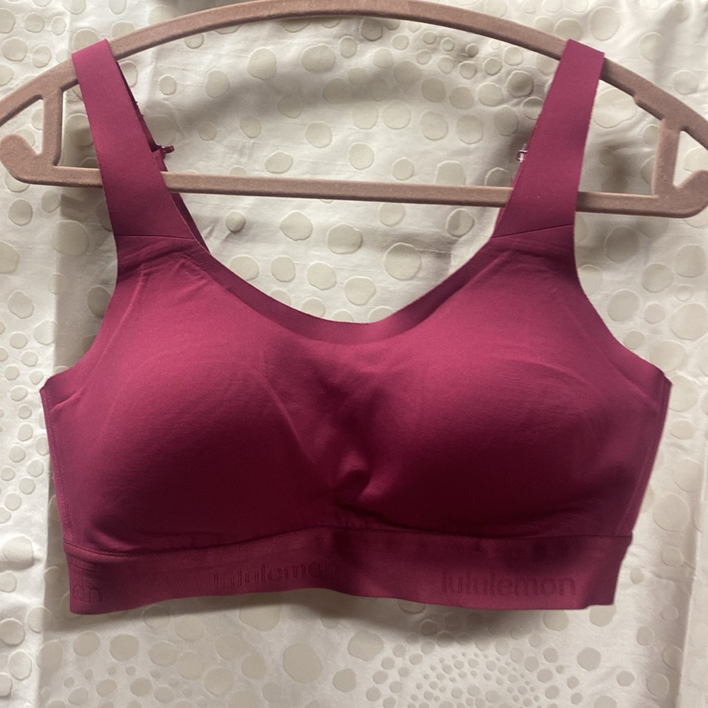 Lululemon Run Times Bra *High Support, 32B Cup
Red Merlot